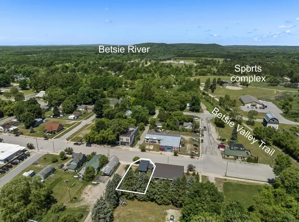 14811 Thompson Avenue Thompsonville Village MI 49683