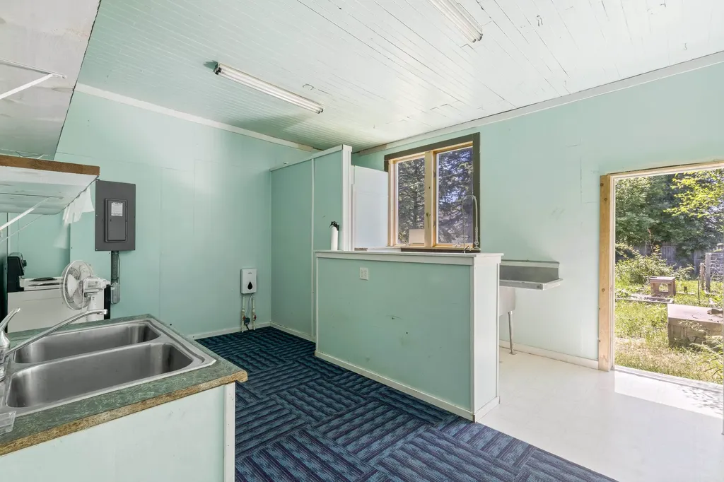 14811 Thompson Avenue Thompsonville Village MI 49683