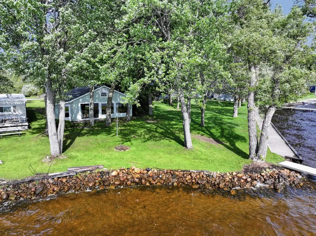 657 E Lake Mitchell Drive Cherry Grove Township MI 49601