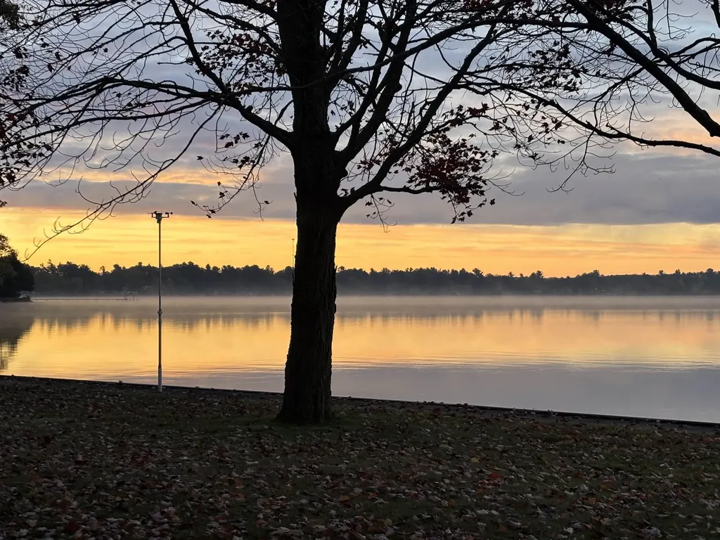 657 E Lake Mitchell Drive Cherry Grove Township MI 49601