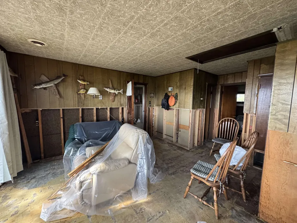 657 E Lake Mitchell Drive Cherry Grove Township MI 49601