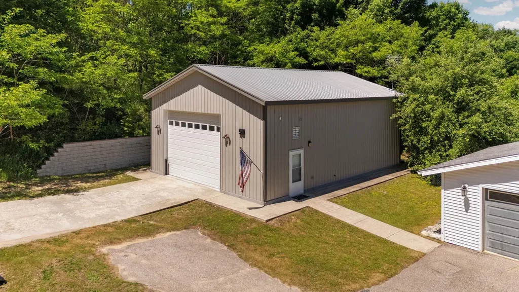 8023 Nelson Road South Arm Township MI 49727