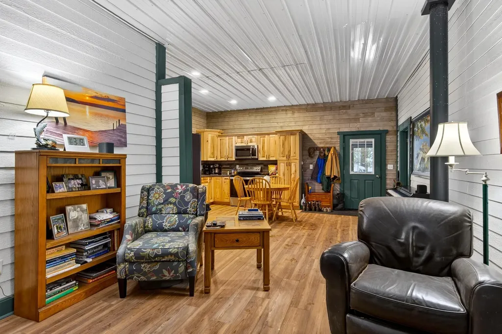 11775 Country Acres Drive Grant Township MI 49643