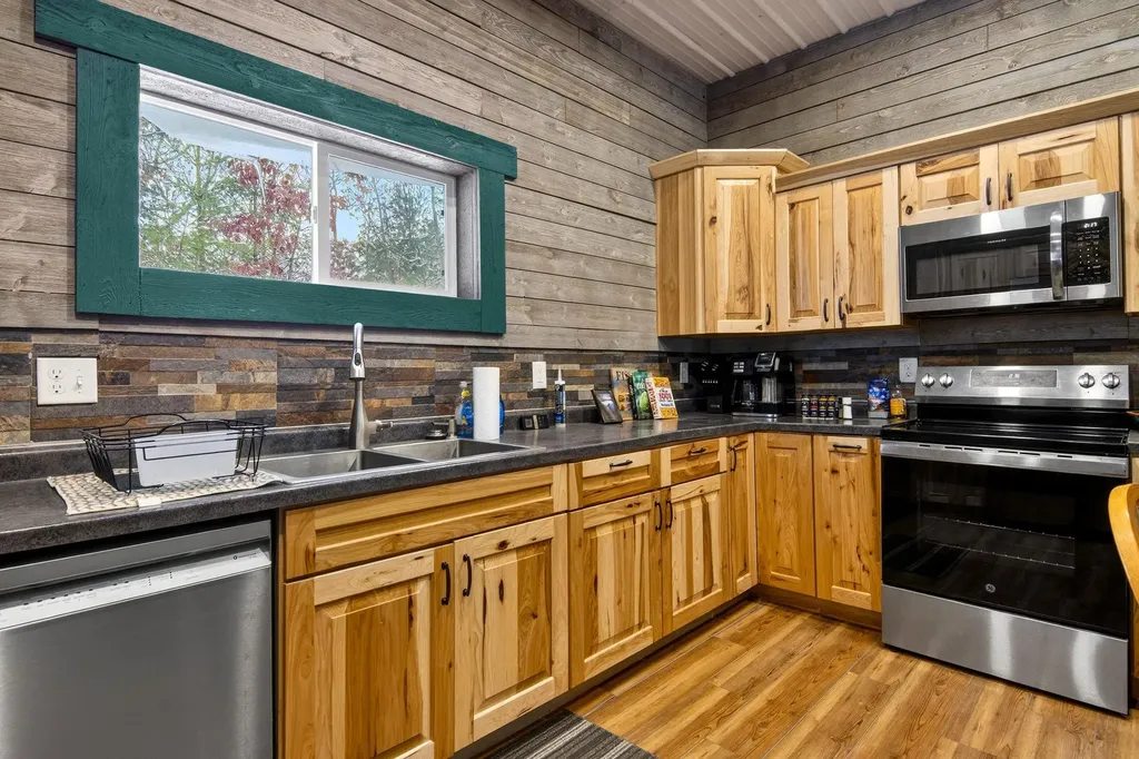 11775 Country Acres Drive Grant Township MI 49643