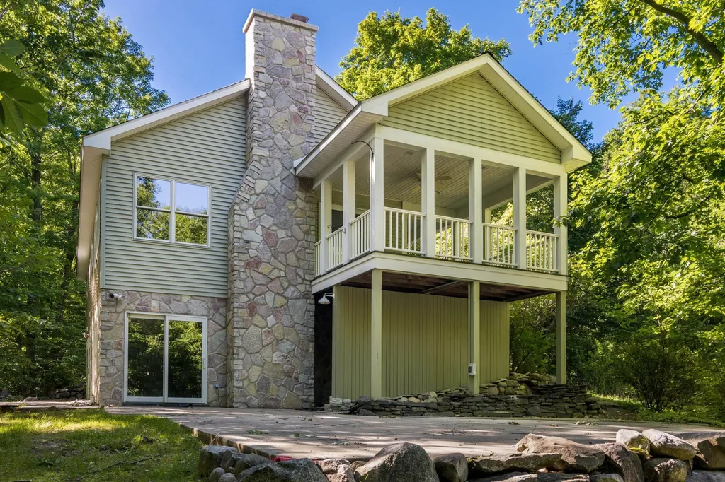 8680 NW Hutch Trail, NW Clearwater Township MI 49676