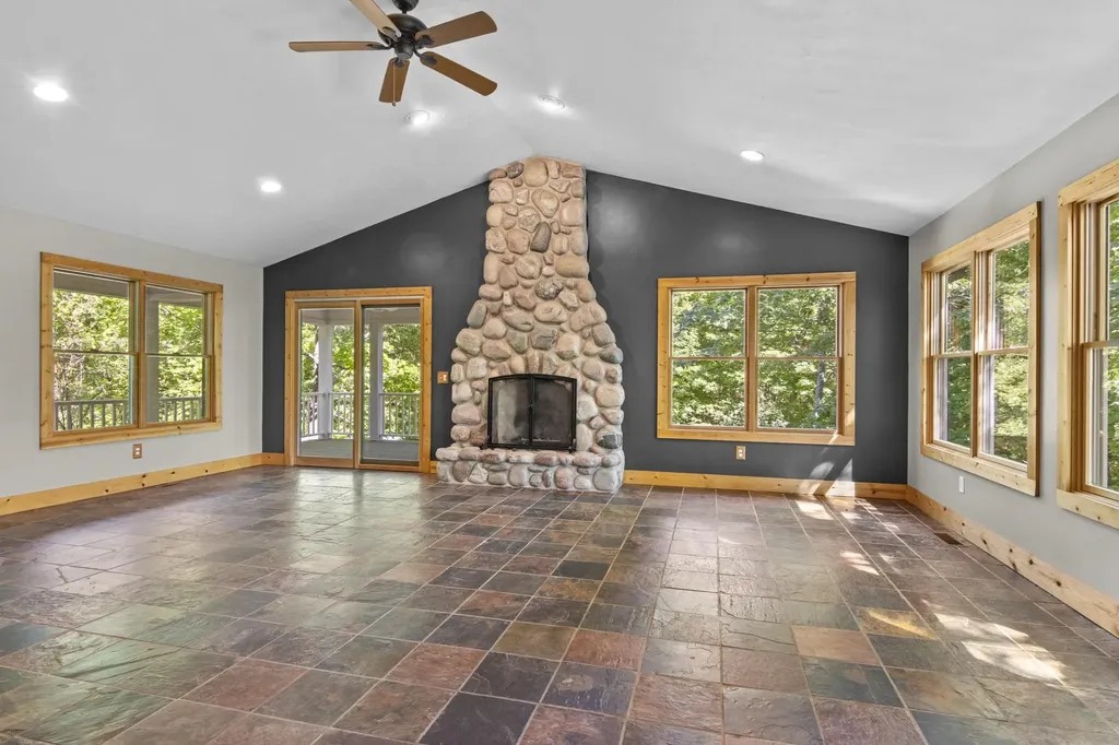 8680 NW Hutch Trail, NW Clearwater Township MI 49676