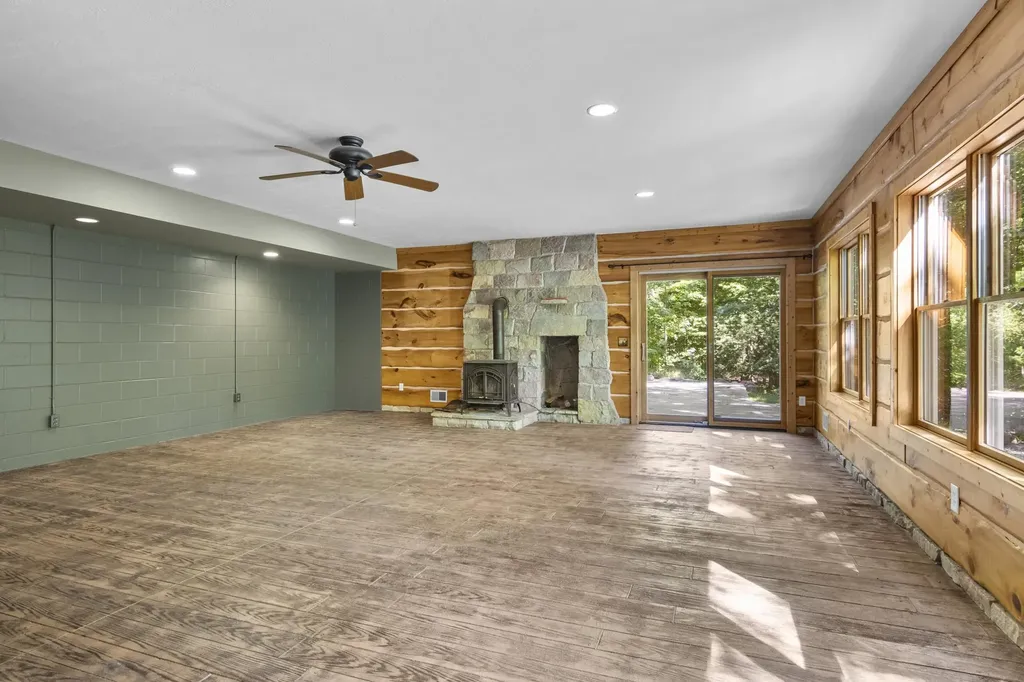 8680 NW Hutch Trail, NW Clearwater Township MI 49676