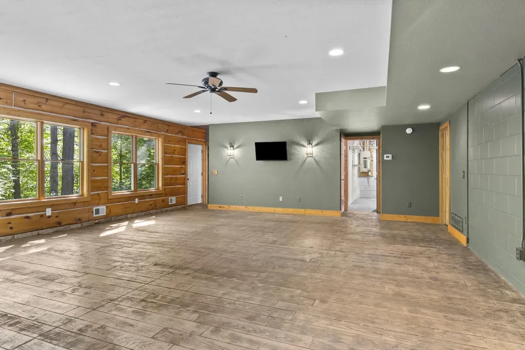 8680 NW Hutch Trail, NW Clearwater Township MI 49676