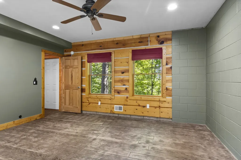 8680 NW Hutch Trail, NW Clearwater Township MI 49676