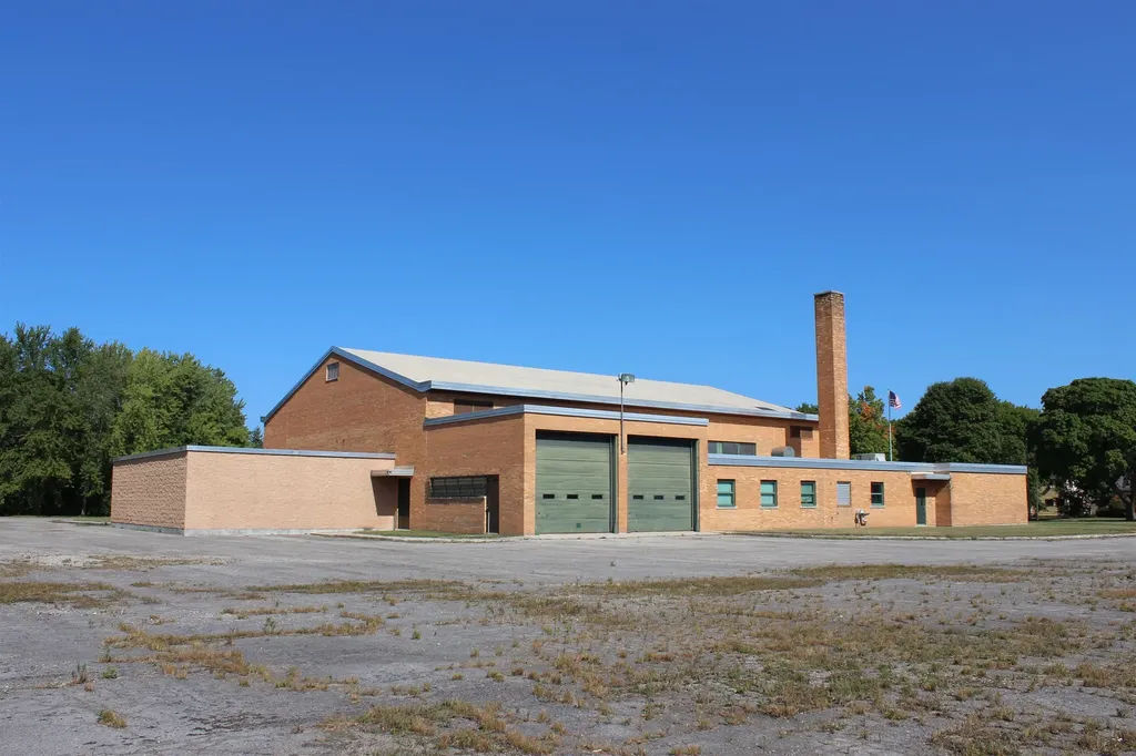 610 S Cuyler Street Cheboygan City MI 49721