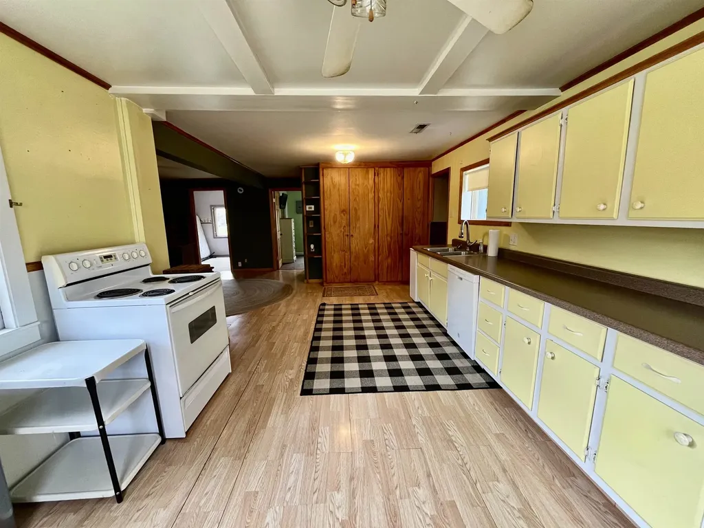 2927 N Main Street Central Lake Township MI 49622