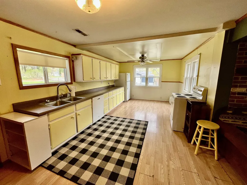2927 N Main Street Central Lake Township MI 49622