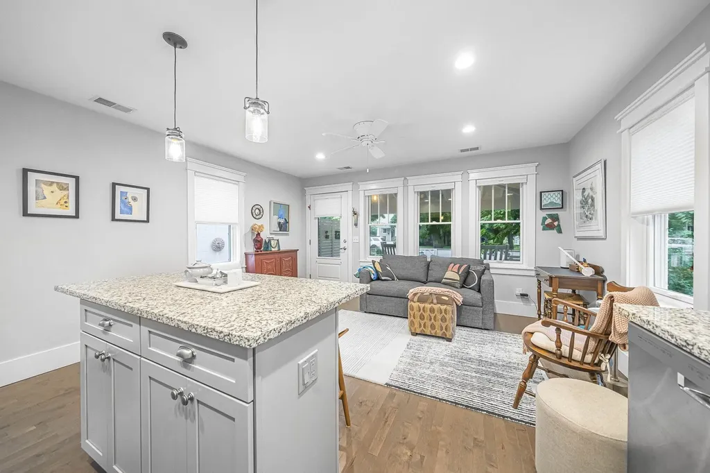 334 W Twelfth Street Traverse City City MI 49684