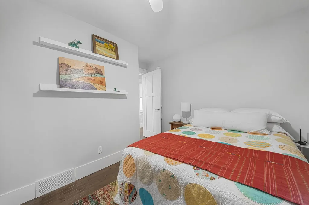 334 W Twelfth Street Traverse City City MI 49684