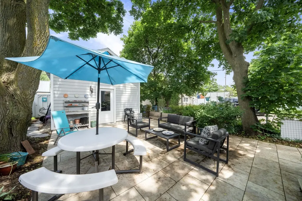 334 W Twelfth Street Traverse City City MI 49684