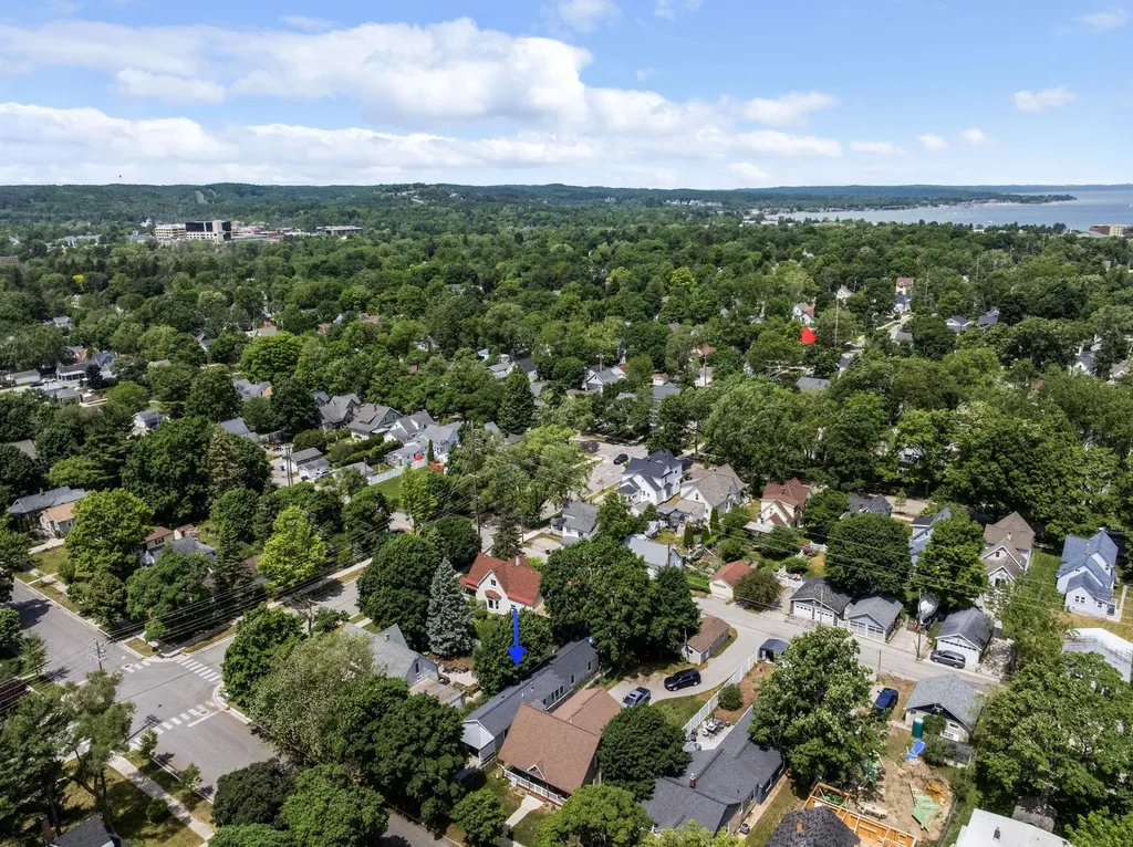 334 W Twelfth Street Traverse City City MI 49684