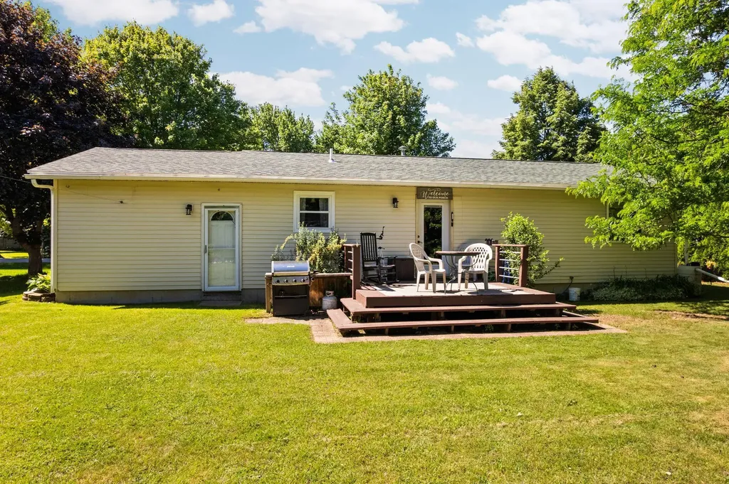 4822 Candlewood Lane Garfield Charter Township MI 49685