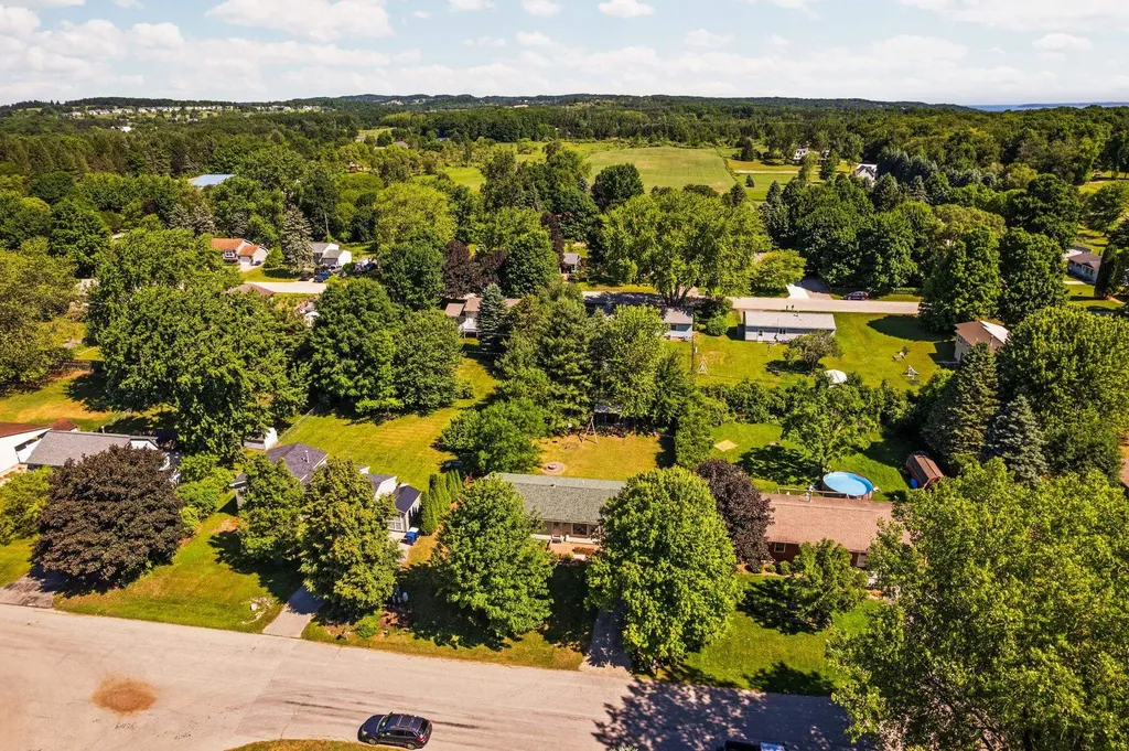 4822 Candlewood Lane Garfield Charter Township MI 49685