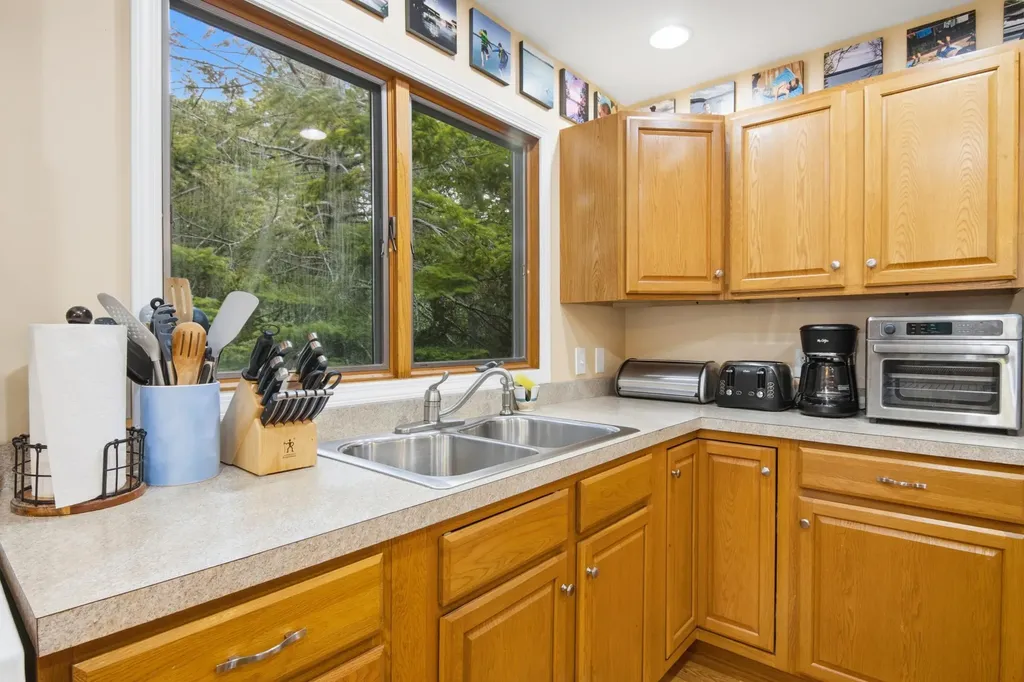 7670 Hoiles Drive Clearwater Township MI 49690