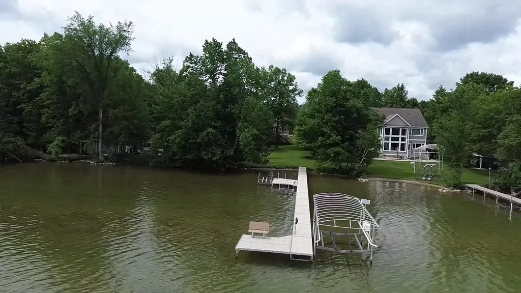7670 Hoiles Drive Clearwater Township MI 49690
