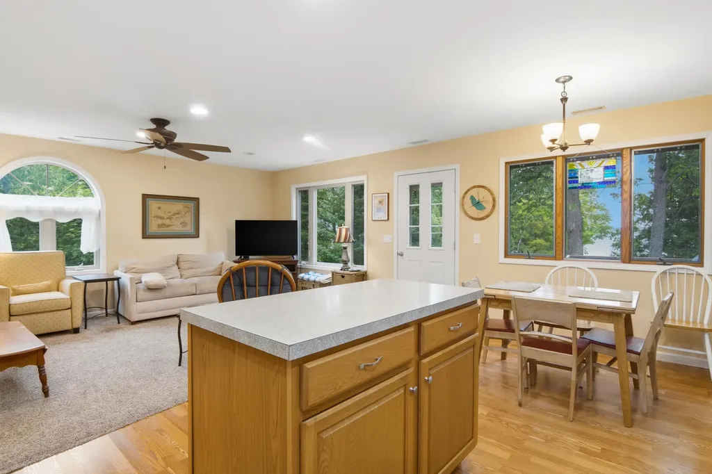 7670 Hoiles Drive Clearwater Township MI 49690