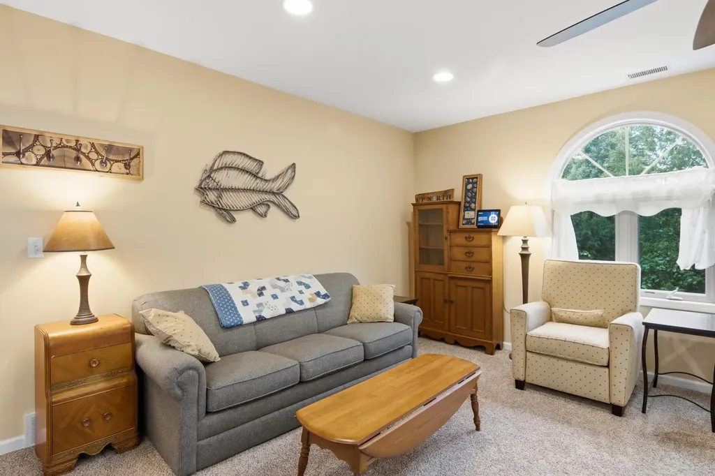 7670 Hoiles Drive Clearwater Township MI 49690