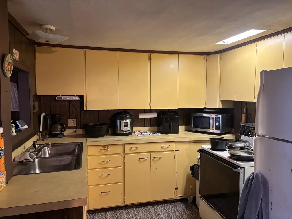 9738 N Long Lake Road Long Lake Township MI 49685