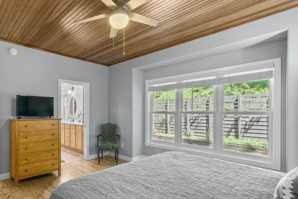 4855 Arbutus Trail Lake Township MI 49617
