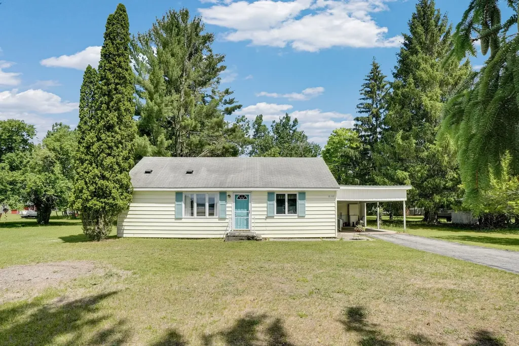 6422 Broadway Street Caldwell Township MI 49651