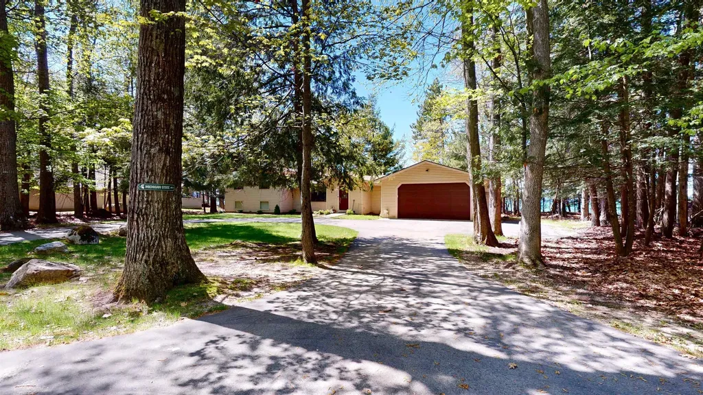 8645 Skegemog Point Road Whitewater Township MI 49690