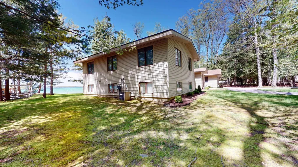 8645 Skegemog Point Road Whitewater Township MI 49690