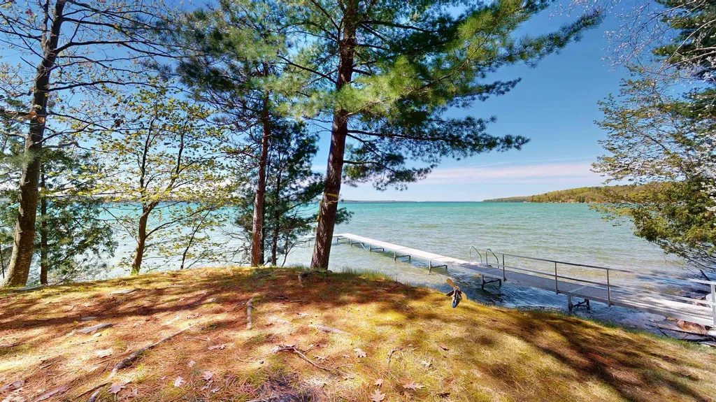 8645 Skegemog Point Road Whitewater Township MI 49690