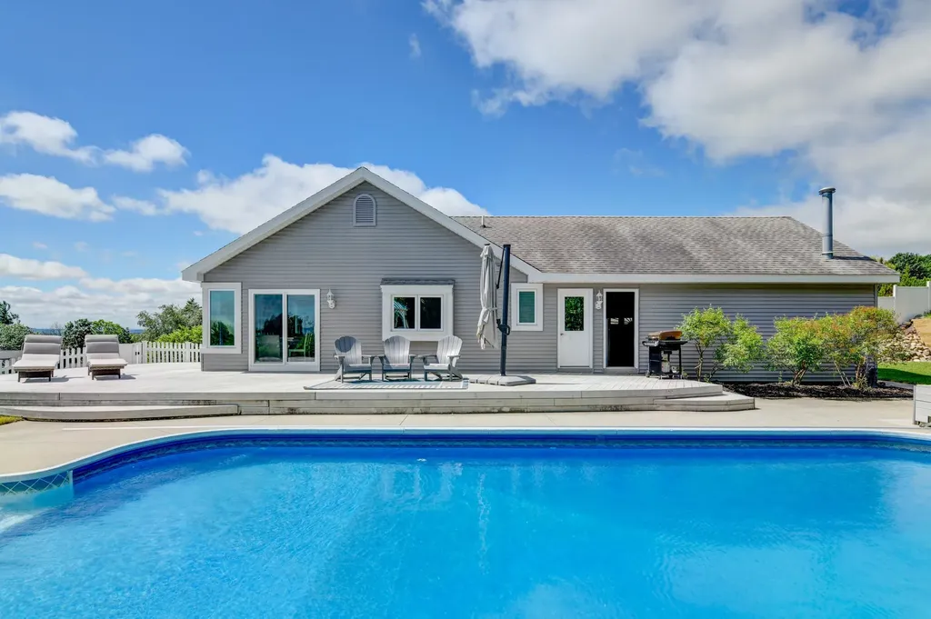 1744 Wayne Street Traverse City City MI 49684