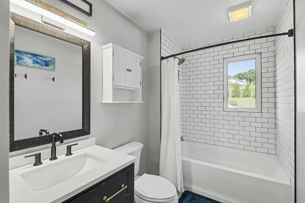 1744 Wayne Street Traverse City City MI 49684