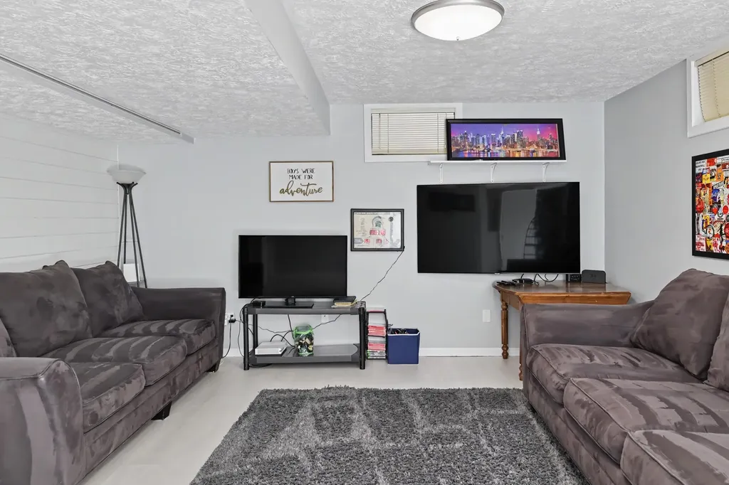 1744 Wayne Street Traverse City City MI 49684