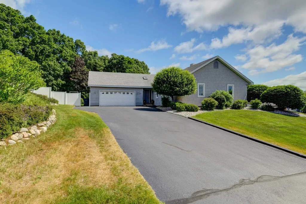 1744 Wayne Street Traverse City City MI 49684
