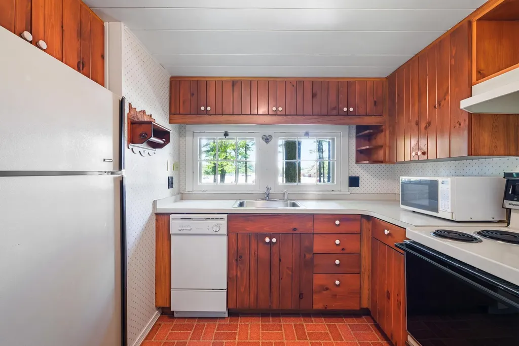 1237 Milliken Drive Traverse City City MI 49686