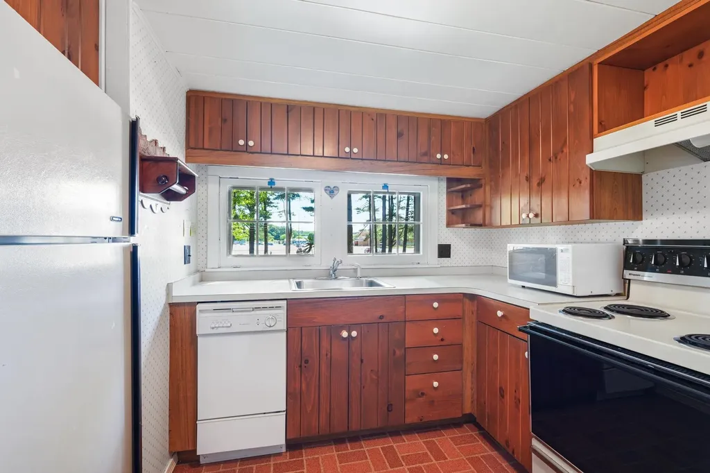 1237 Milliken Drive Traverse City City MI 49686
