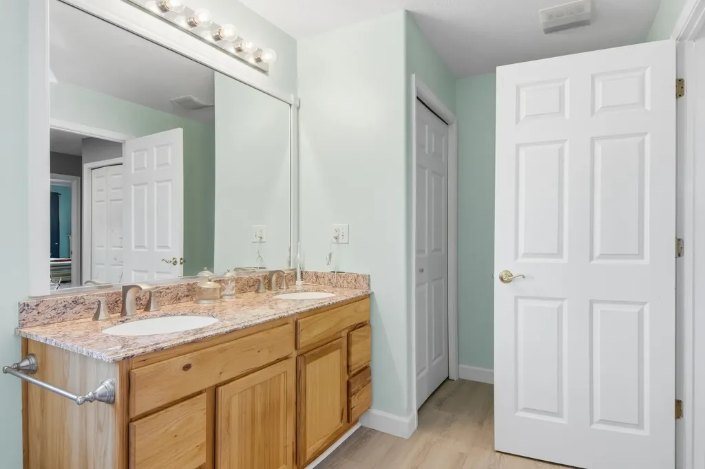 4138 Sherwood Forest Drive East Bay Township MI 49686
