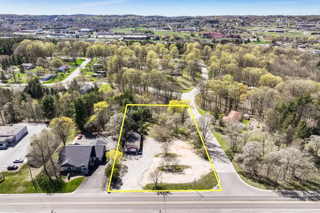 3415 Veterans Drive Garfield Charter Township MI 49684