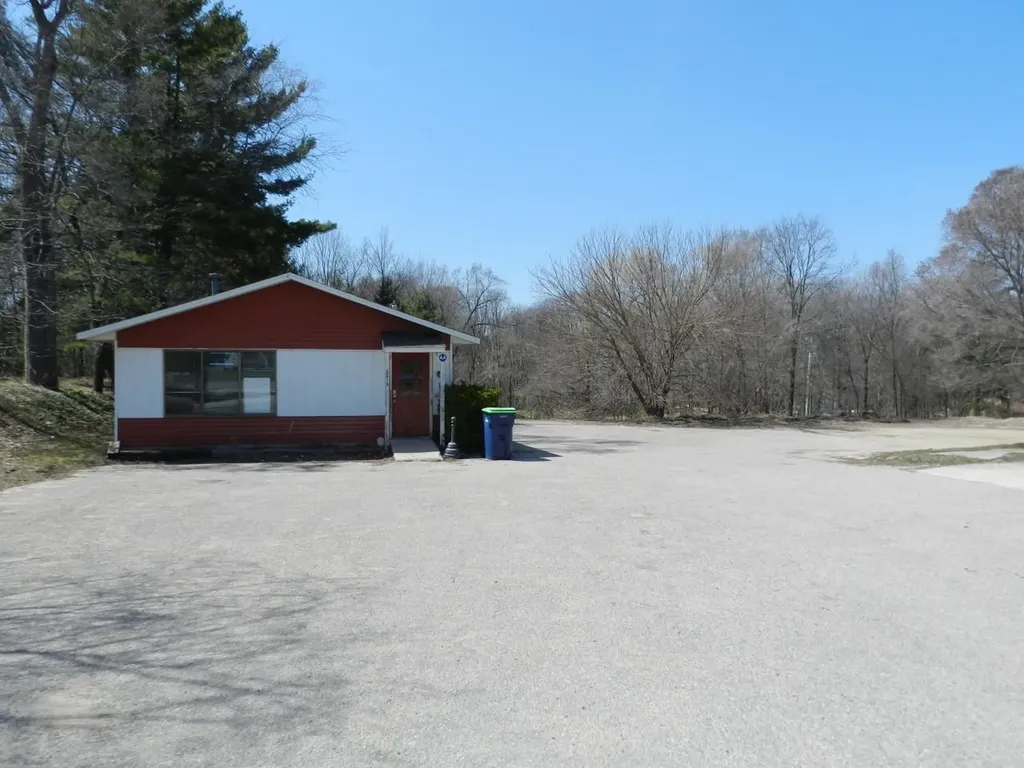 3415 Veterans Drive Garfield Charter Township MI 49684