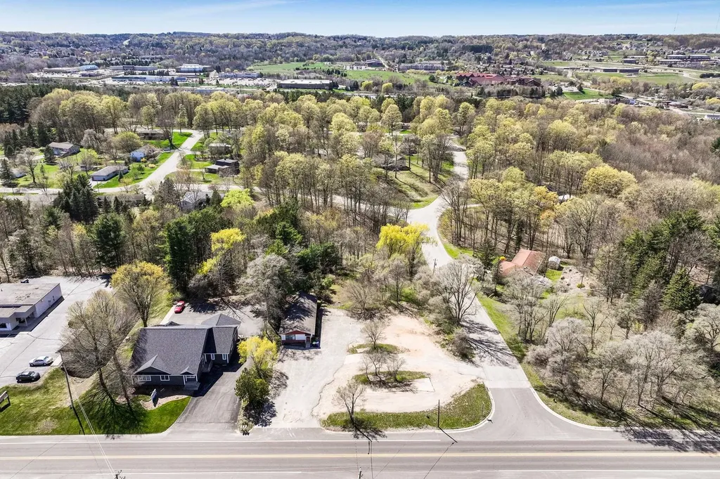 3415 Veterans Drive Garfield Charter Township MI 49684