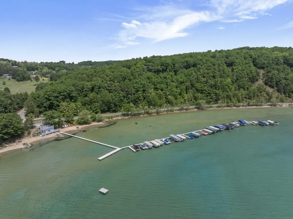 3058 Ishpeming Trail Peninsula Township MI 49686