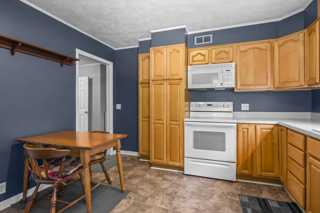 7023 Meadow Brooke Lane Milton Township MI 49648