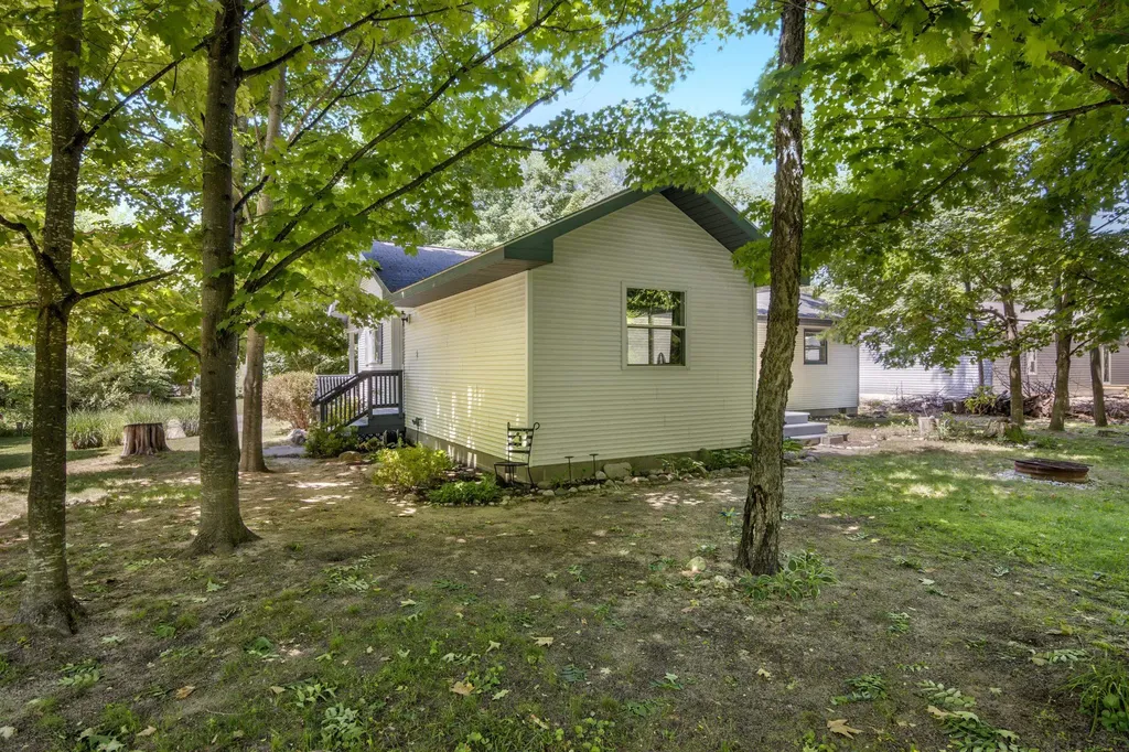 7023 Meadow Brooke Lane Milton Township MI 49648