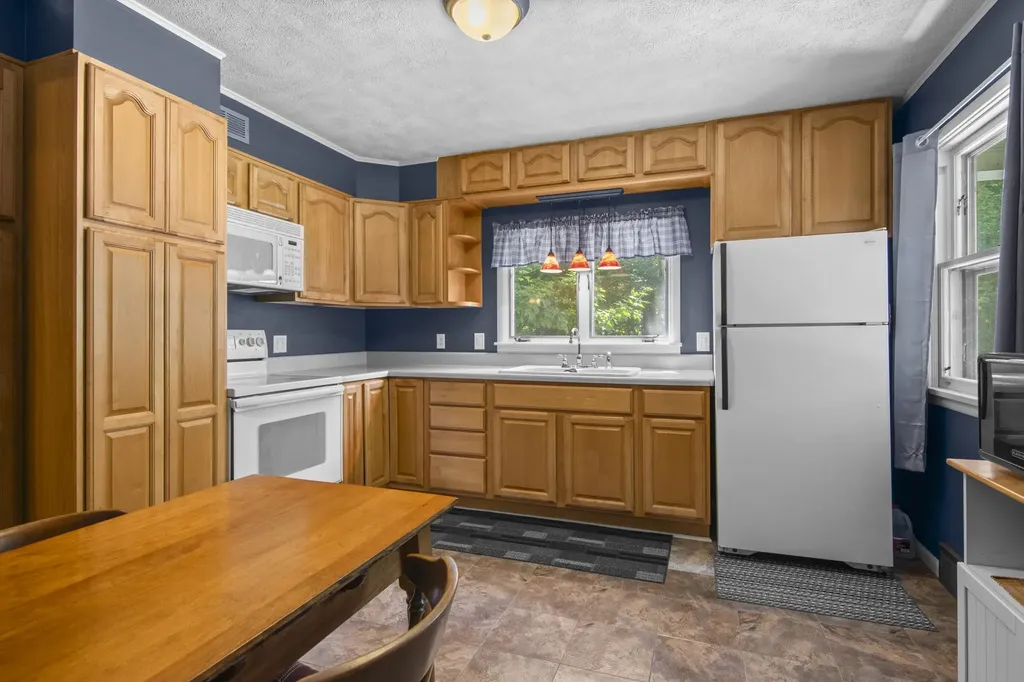 7023 Meadow Brooke Lane Milton Township MI 49648