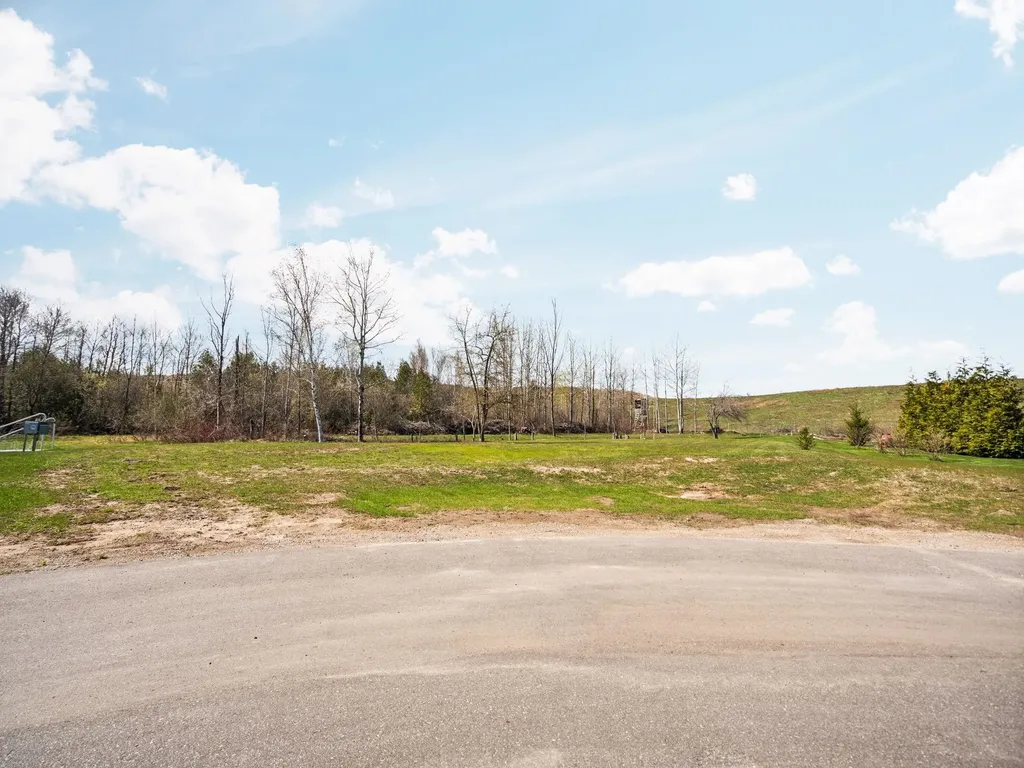 Unit 15 Applewood Drive Charlevoix Township MI 49720