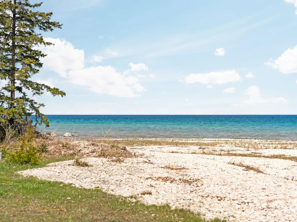 Unit 15 Applewood Drive Charlevoix Township MI 49720