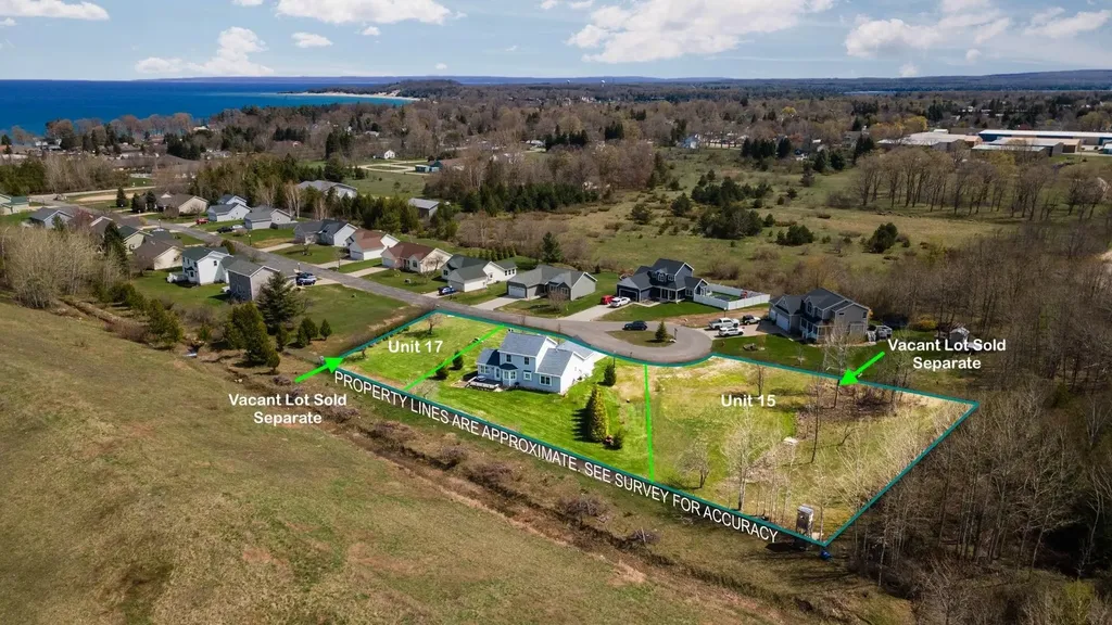Unit 15 Applewood Drive Charlevoix Township MI 49720