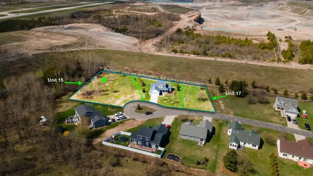 Unit 15 Applewood Drive Charlevoix Township MI 49720